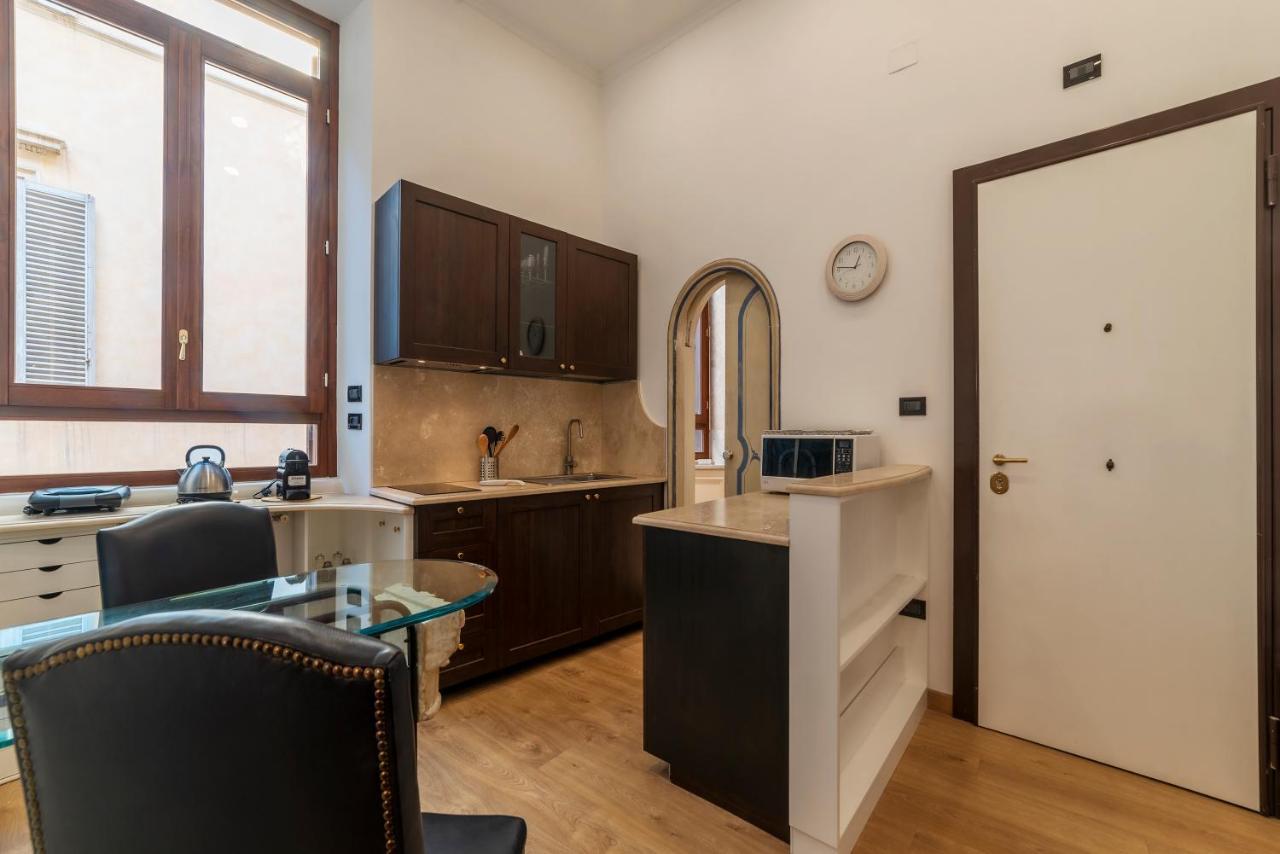 Piazza Di Spagna Elegant Apartment Rome Exterior photo